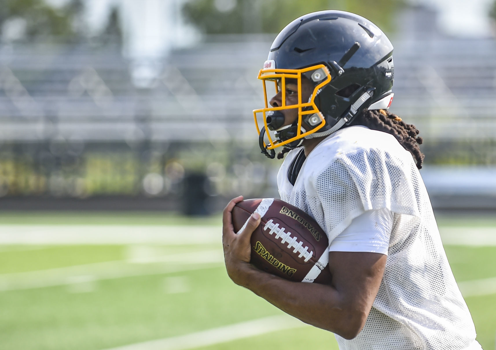 082019-qct-spt-bett football-07.jpg